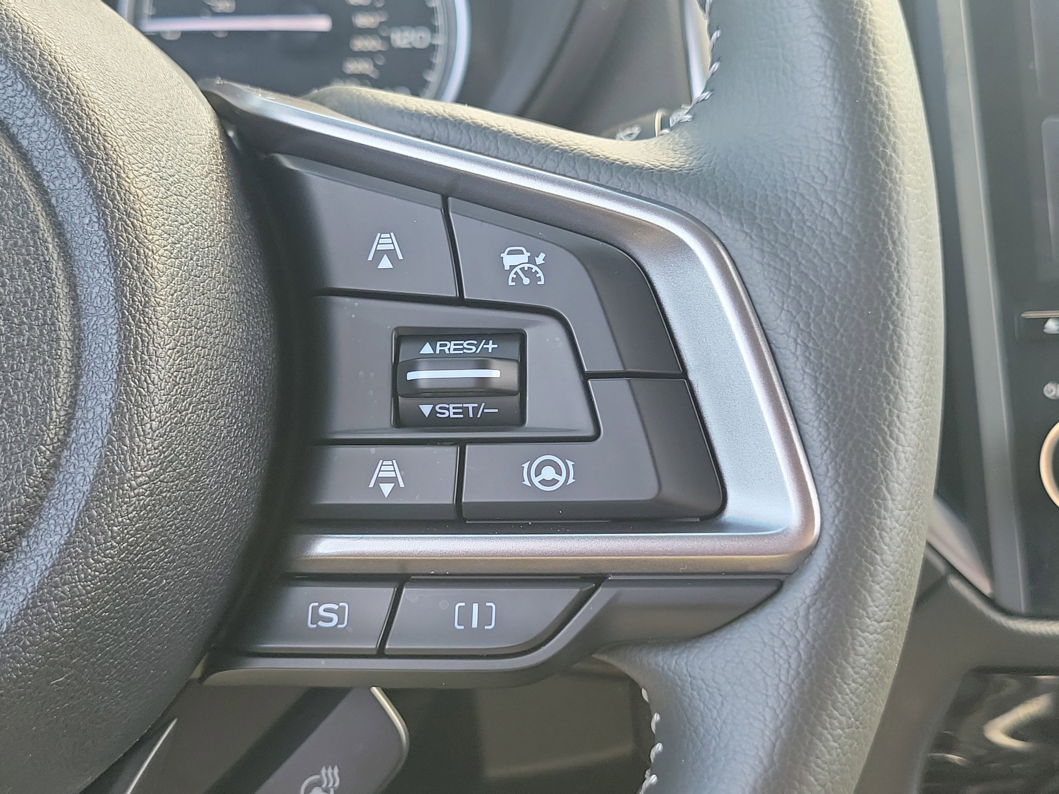 Certified 2022 Subaru Forester Limited w/ Popular Package #3 image 28