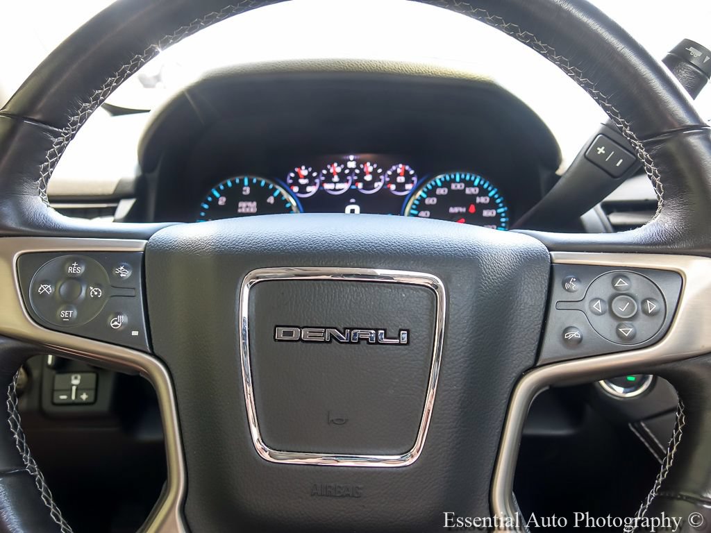 Used 2017 GMC Yukon XL Denali w/ Open Road Package AWD/4WD image 18