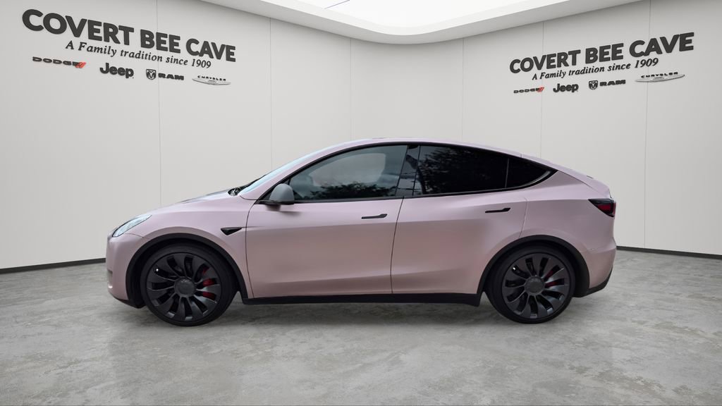 Used 2025 Tesla Model Y Performance image 5