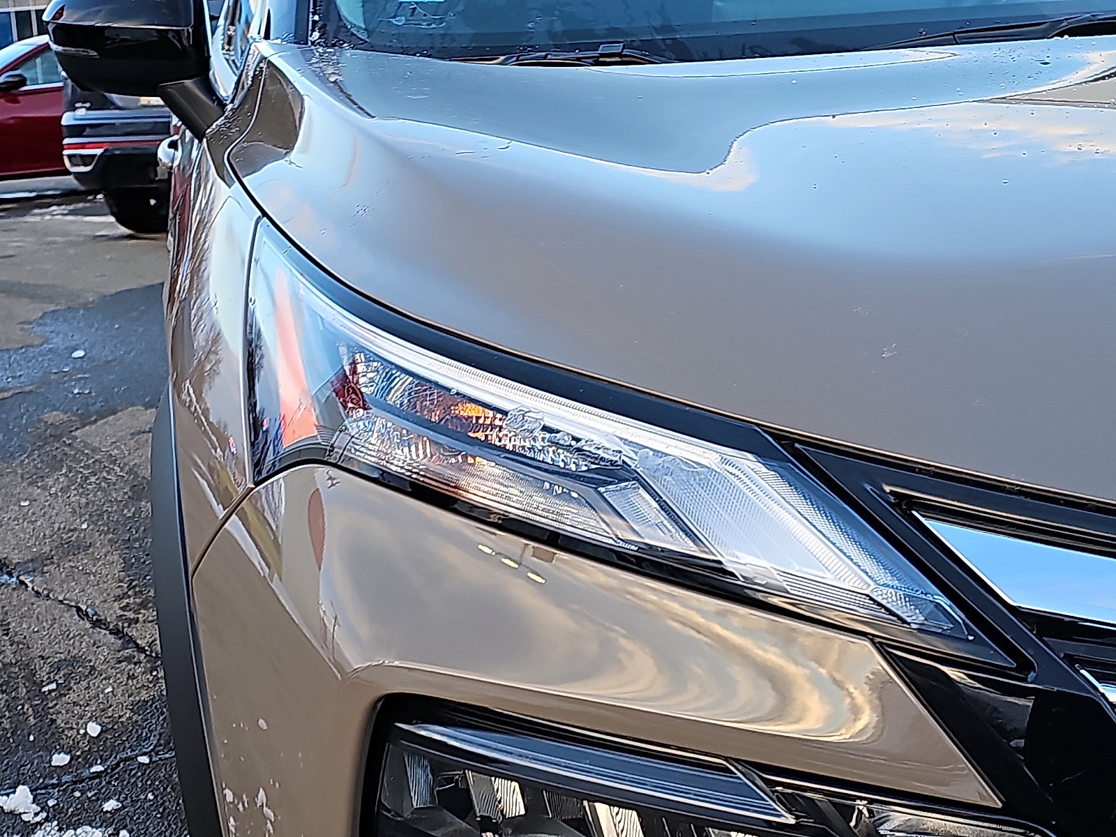 Certified 2025 Nissan Rogue SL image 9