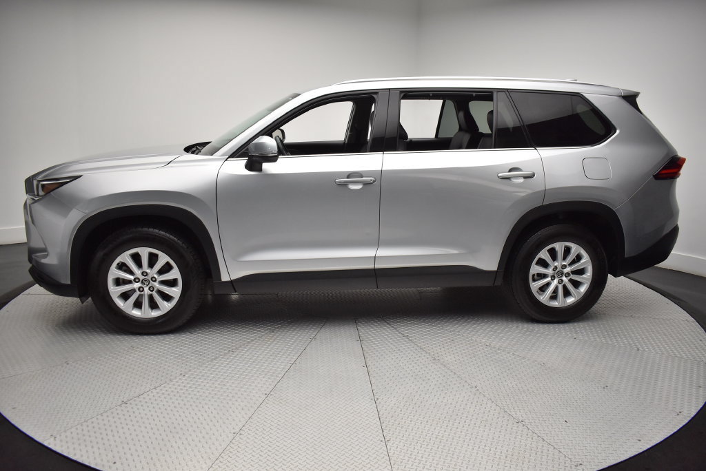 Used 2024 Toyota Grand Highlander AWD image 8
