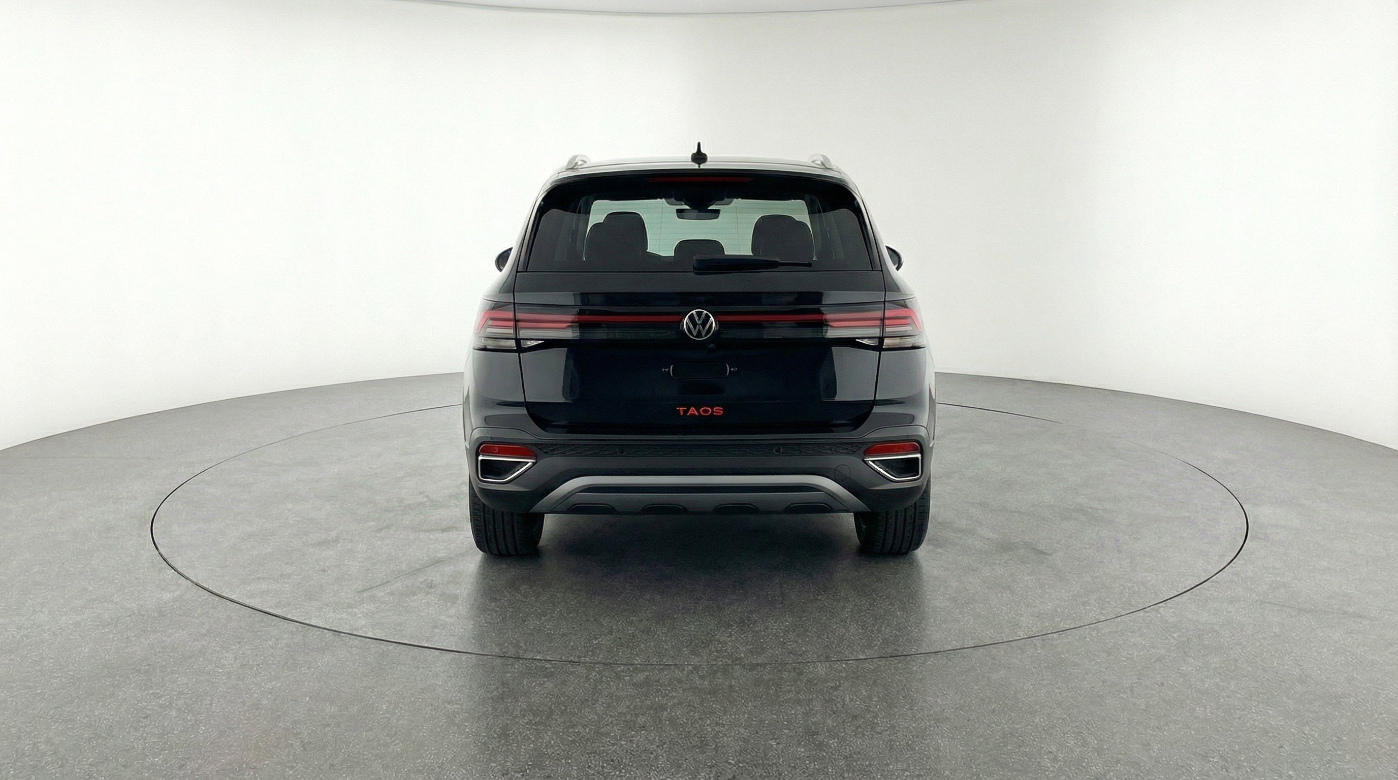 Used 2025 Volkswagen Taos SE image 7