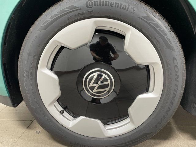 New 2025 Volkswagen ID. Buzz Pro S Plus image 9