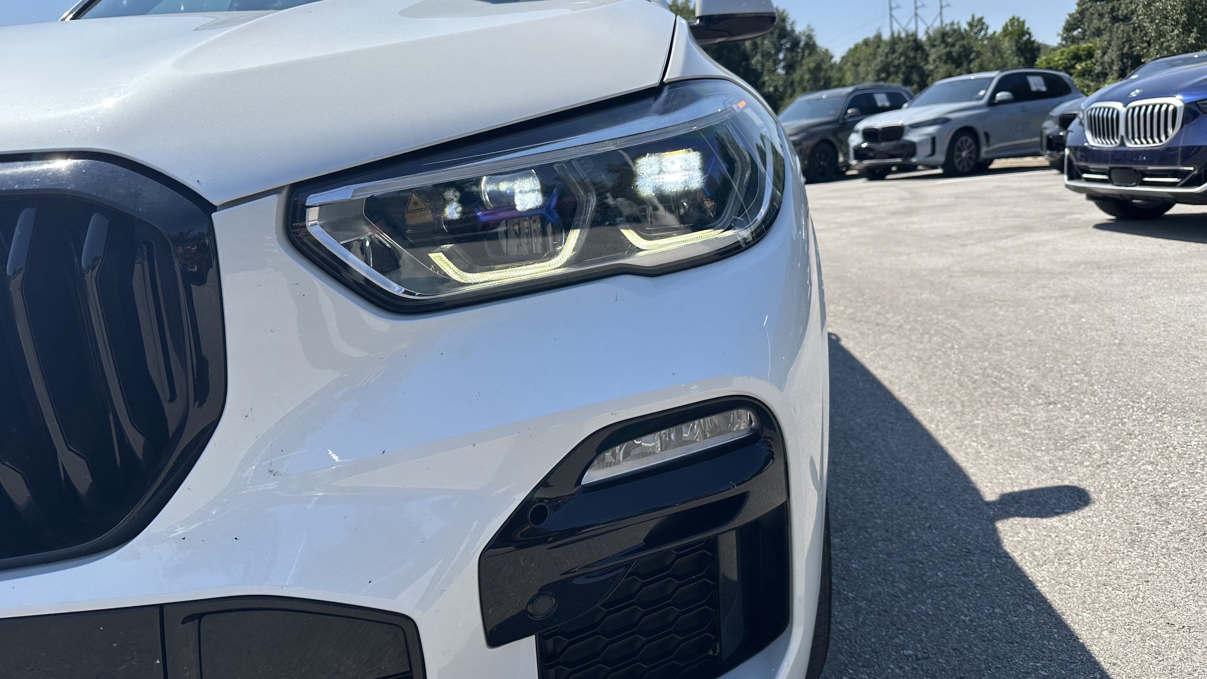 Used 2021 BMW X5 M50i w/ Executive Package AWD/4WD image 6