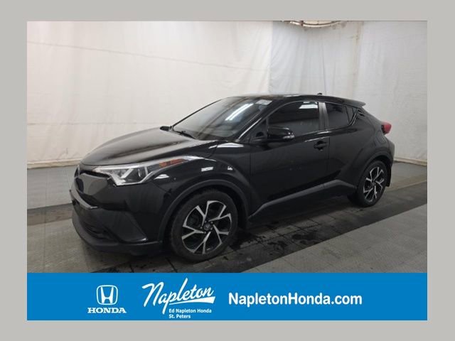 Used 2018 Toyota C-HR XLE FWD image 1