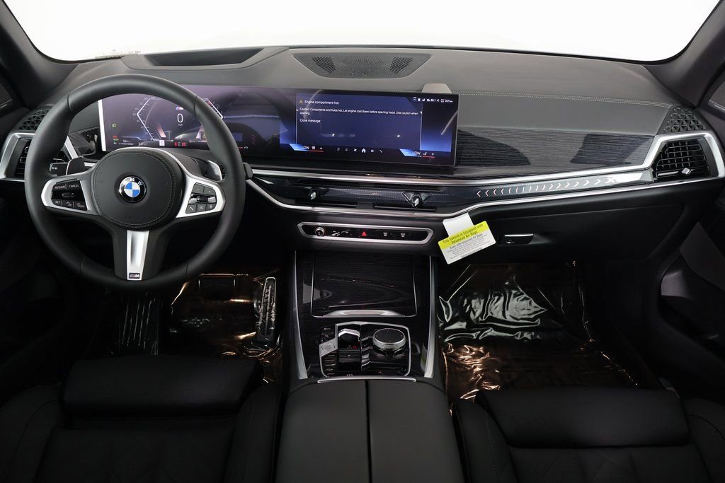 New 2026 BMW X5 xDrive40i w/ M Sport Package image 4