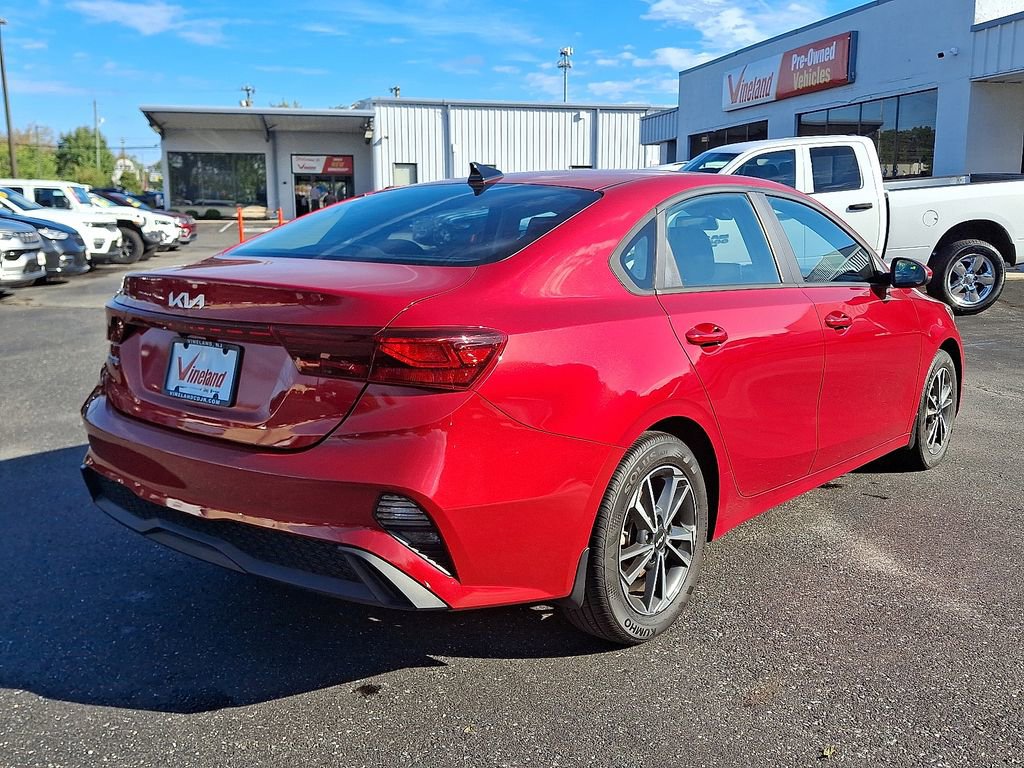 Used 2022 Kia Forte LXS image 6