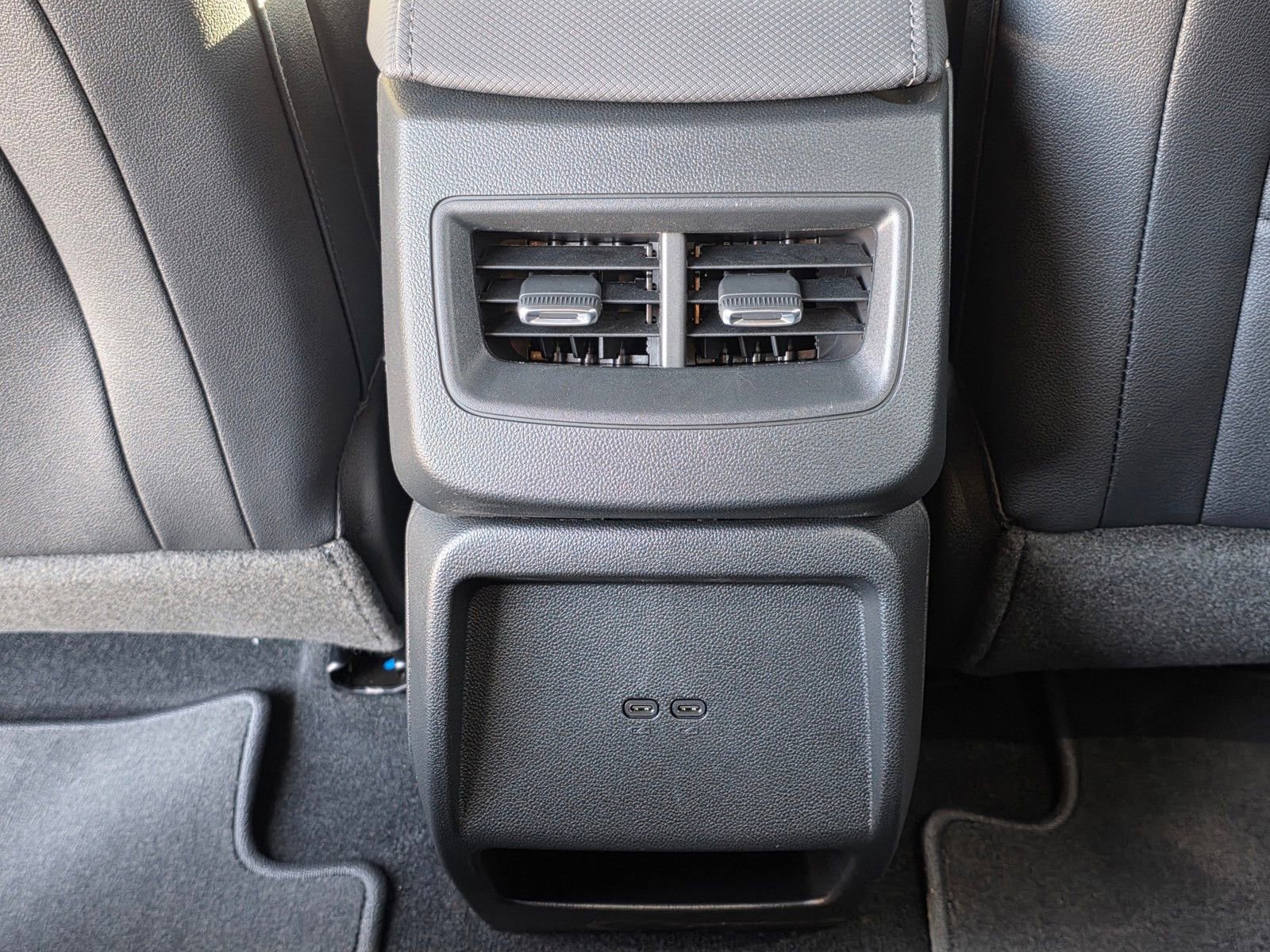 New 2026 Chevrolet Equinox EV LT image 16