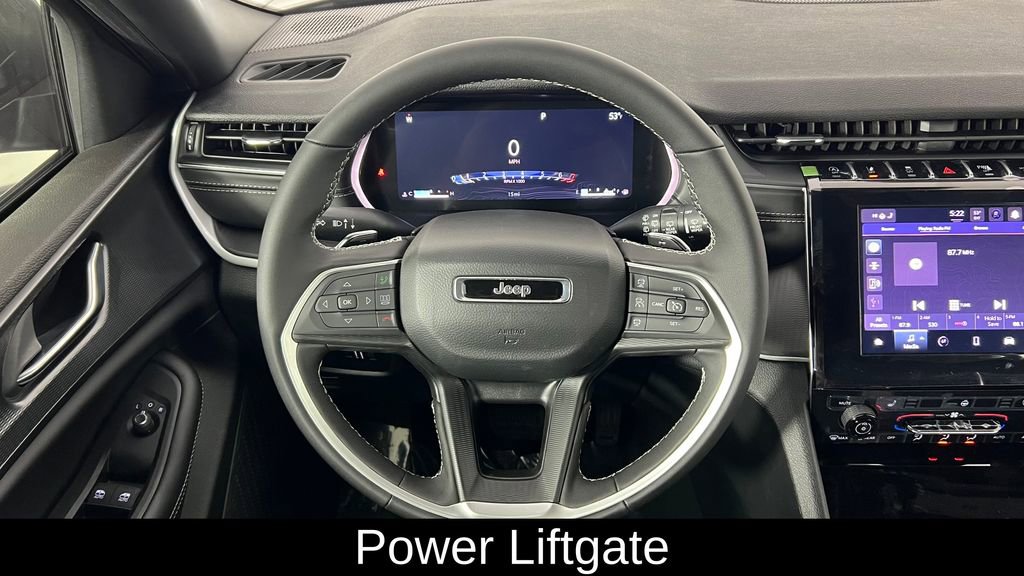 New 2025 Jeep Grand Cherokee Laredo image 7