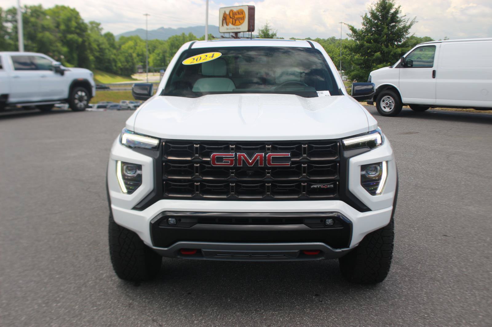 Used 2024 GMC Canyon AT4X AWD/4WD image 3
