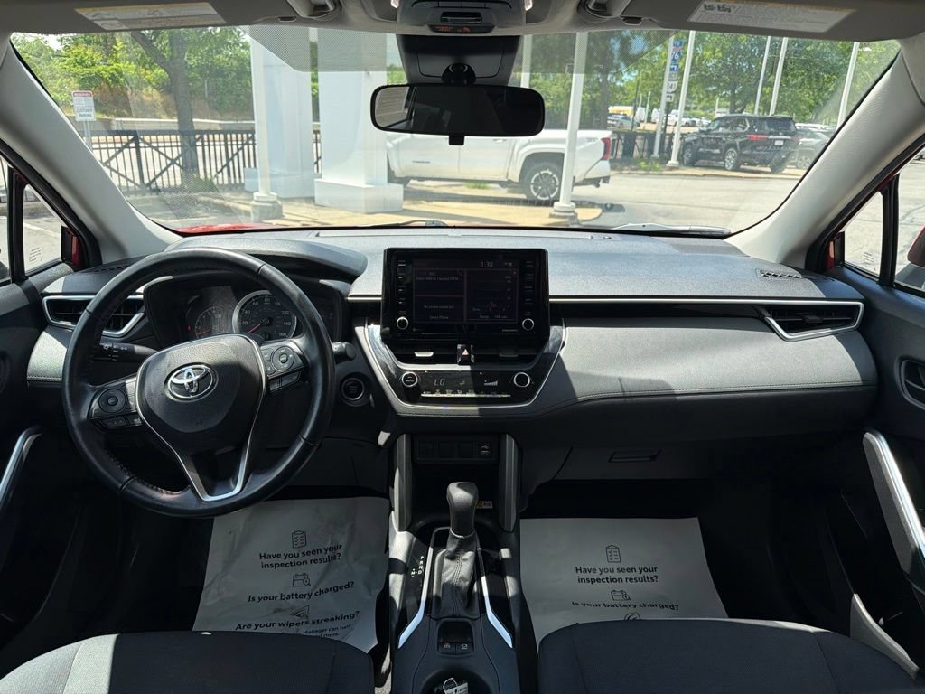 Used 2022 Toyota Corolla Cross LE FWD image 23