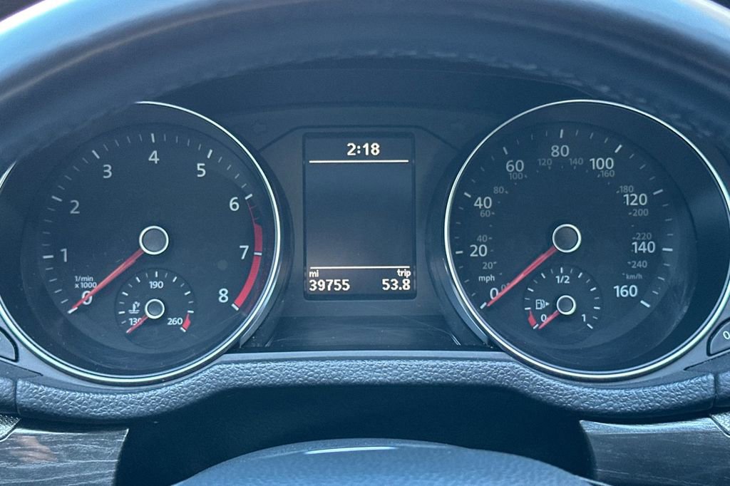 Used 2018 Volkswagen Passat 2.0T SE image 23