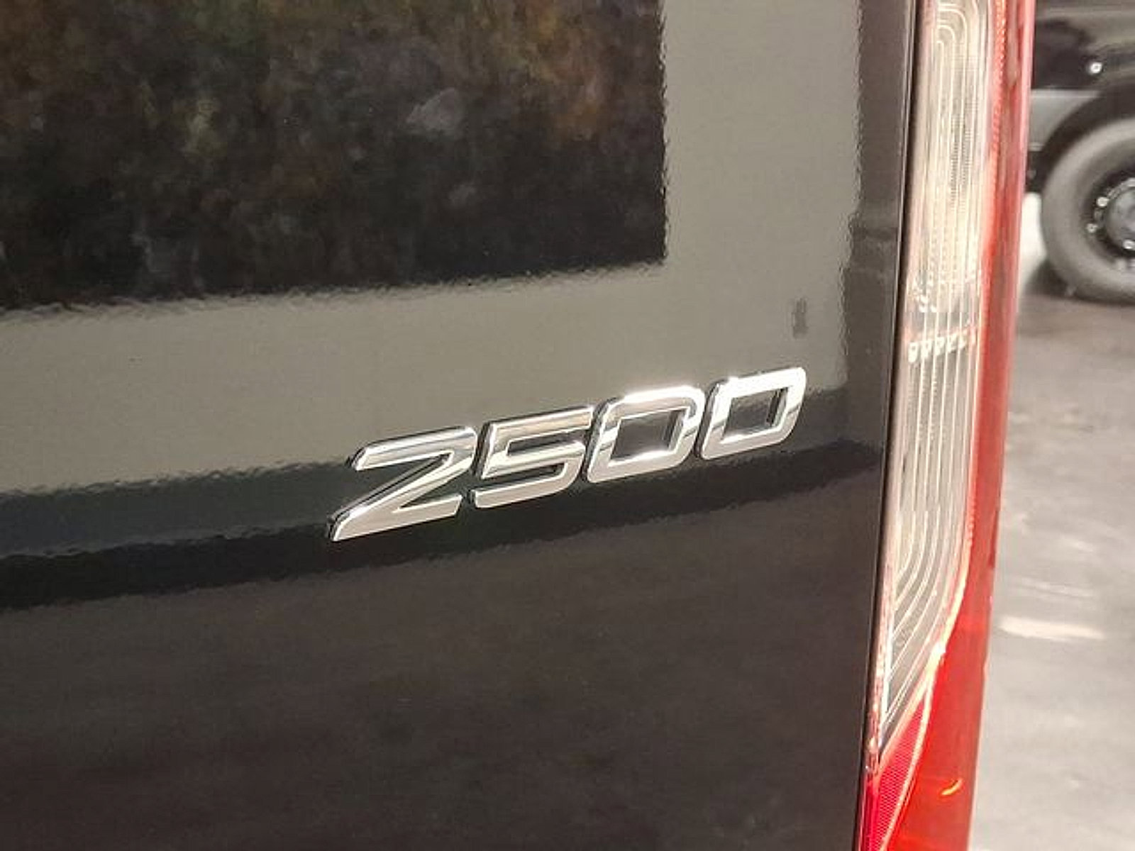 Used 2025 Mercedes-Benz Sprinter 2500 image 27
