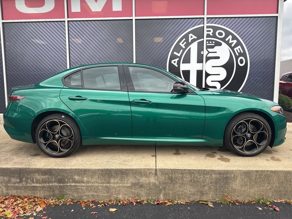 New 2025 Alfa Romeo Giulia AWD w/ Driving Assist Package image 2