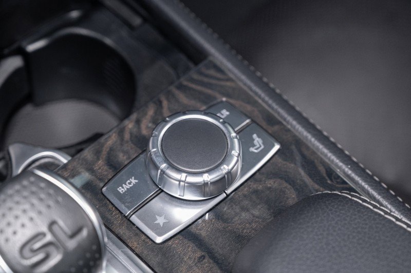 Used 2016 Mercedes-Benz SL 550 image 28