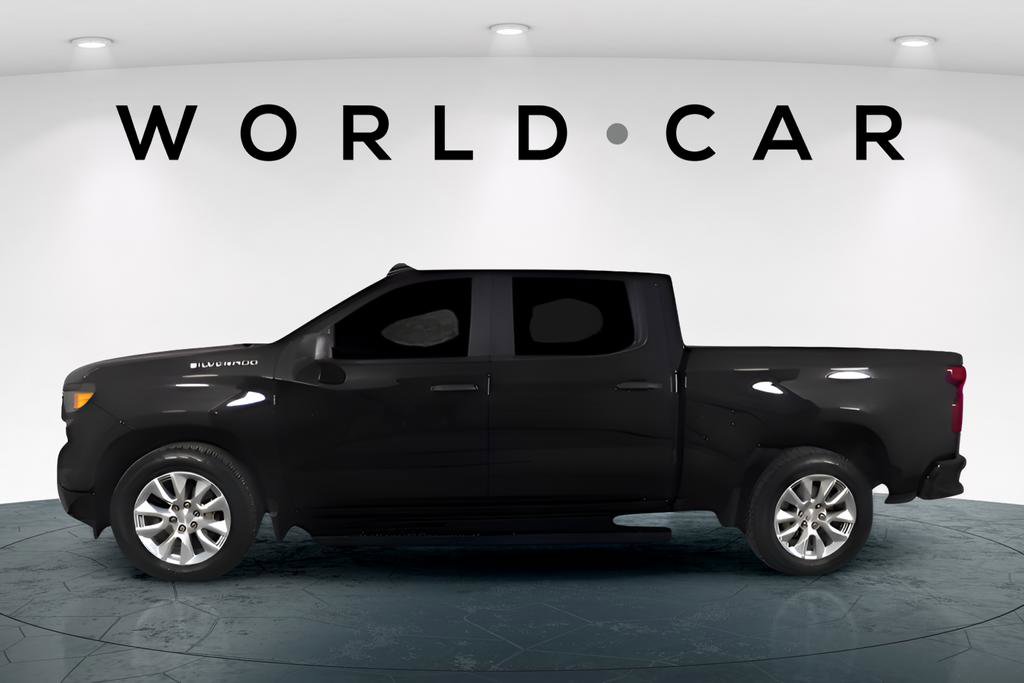 Used 2022 Chevrolet Silverado 1500 Custom image 4