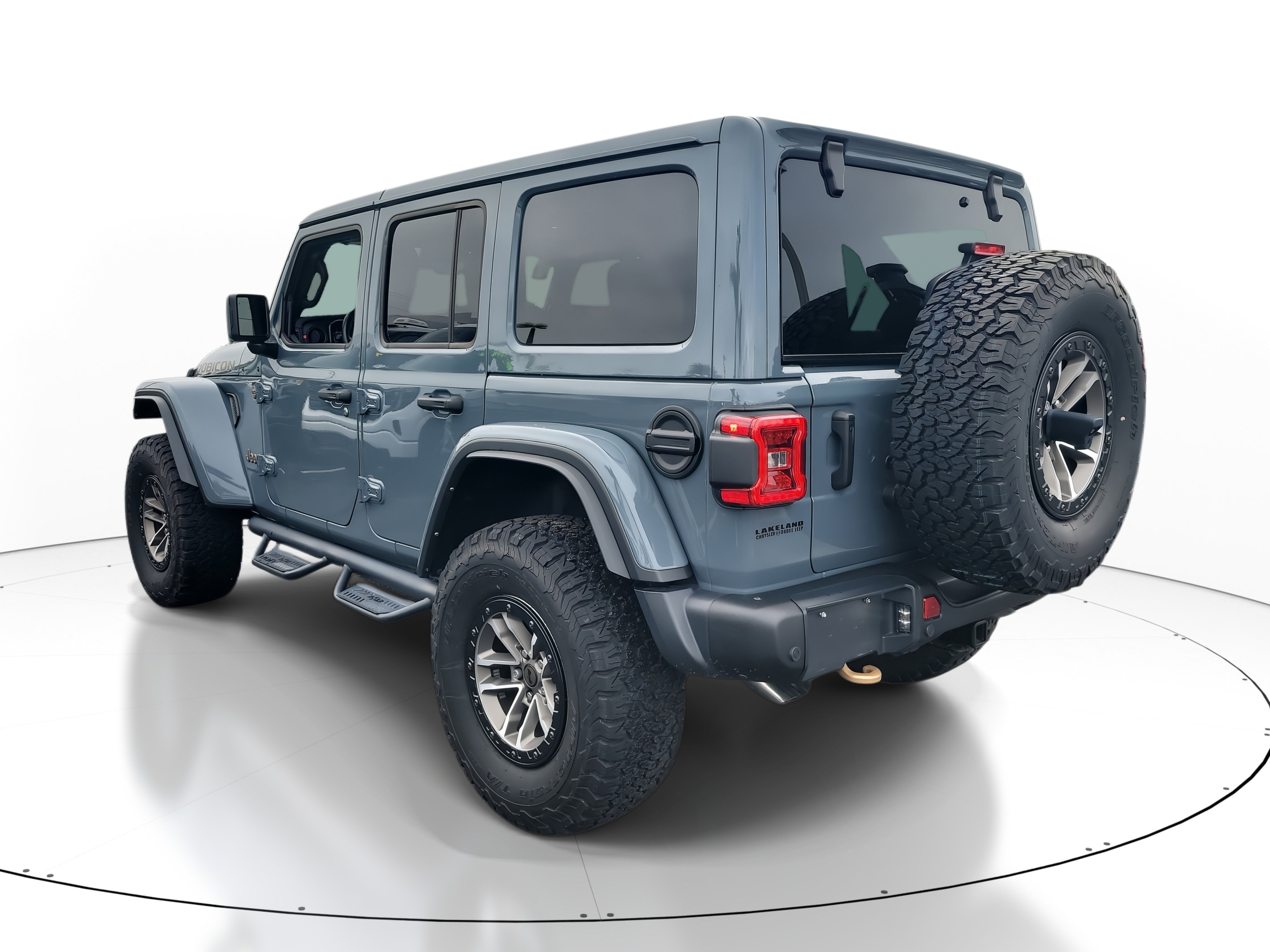 Used 2024 Jeep Wrangler Unlimited Rubicon 392 image 6