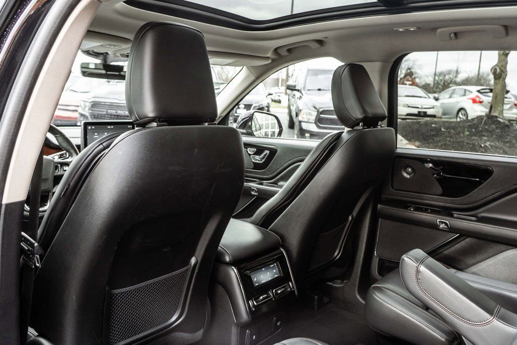 Used 2024 Lincoln Aviator Reserve image 33