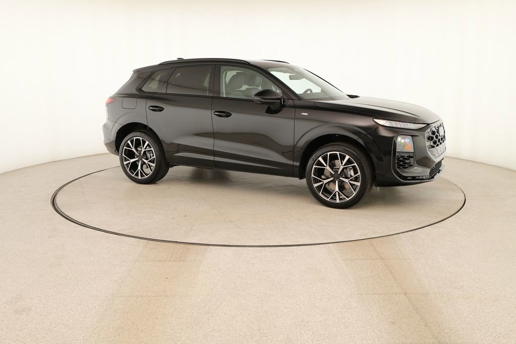 New 2026 Audi Q3 quattro 2.0T AWD/4WD image 9