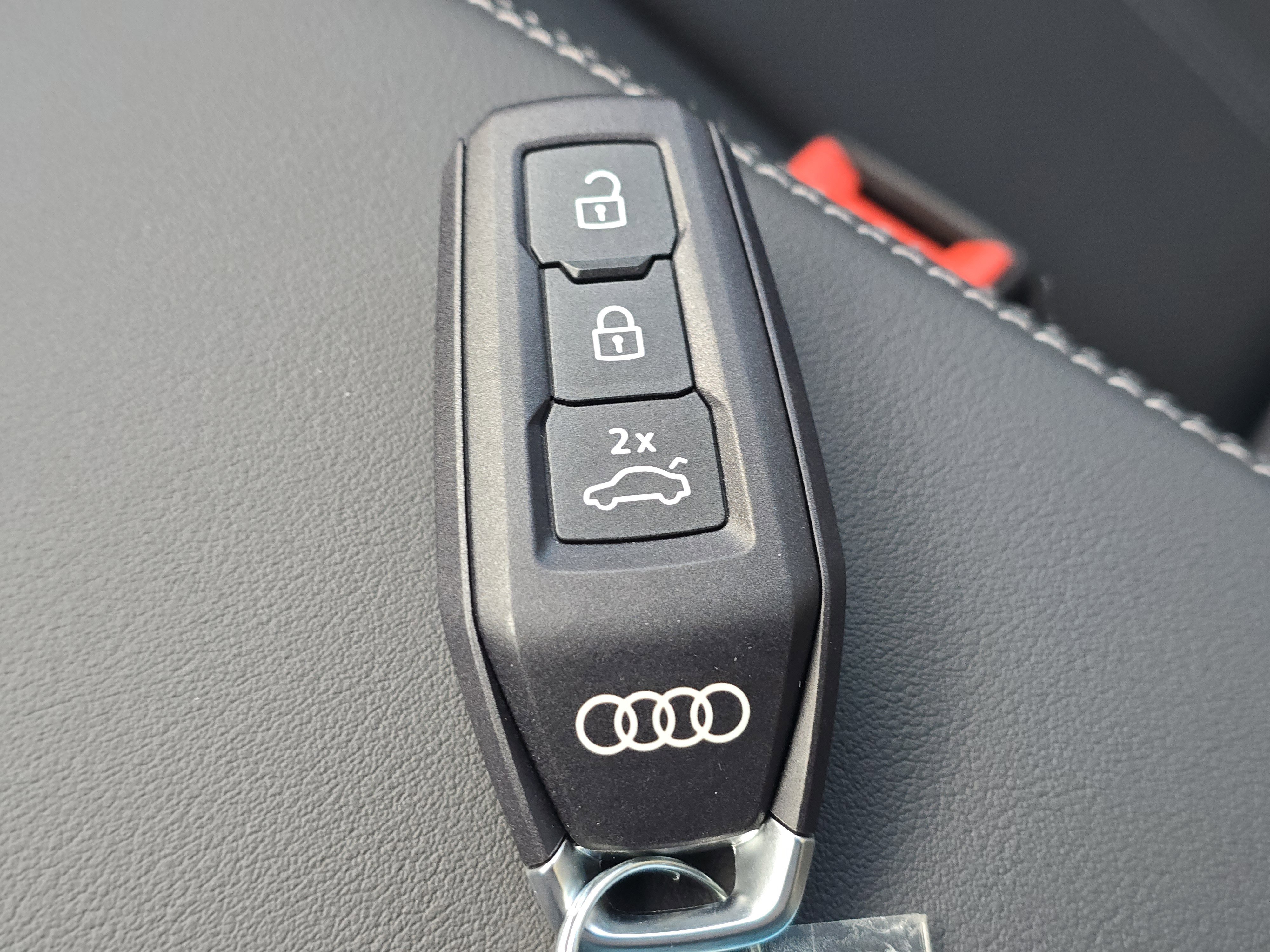 New 2025 Audi Q5 Premium Plus image 28