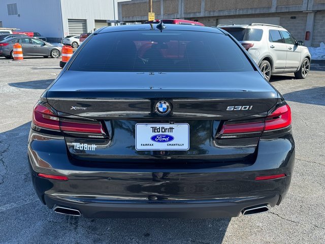 Used 2022 BMW 530i xDrive w/ Premium Package image 9