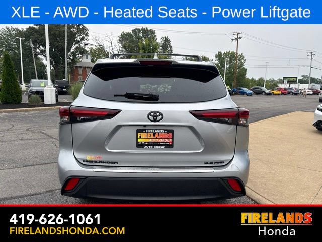 Used 2024 Toyota Highlander XLE AWD/4WD image 4