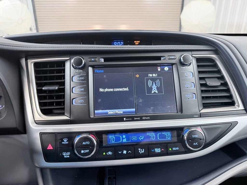 Used 2019 Toyota Highlander Plus image 16