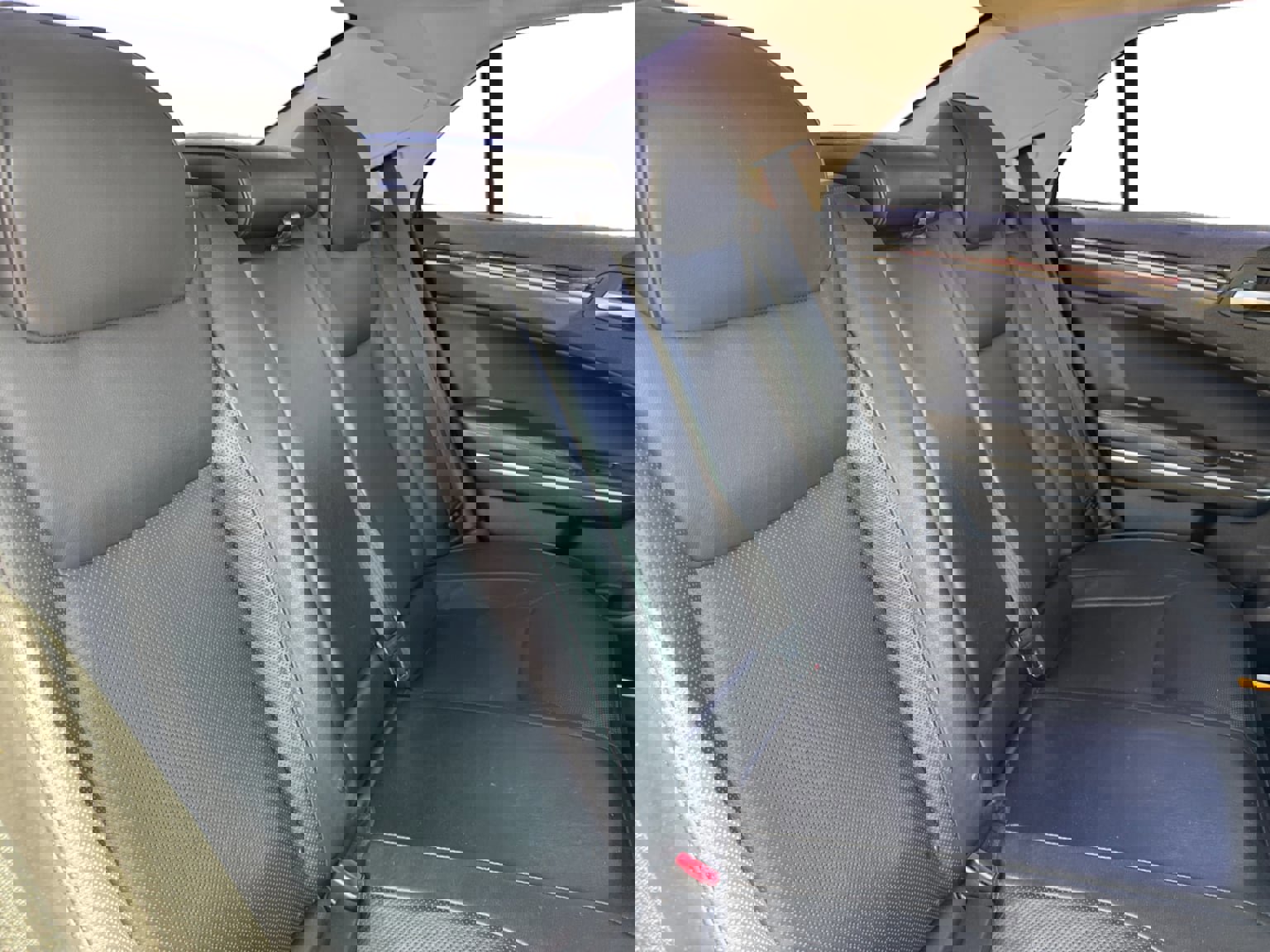 Used 2018 Chrysler 300 Limited image 18