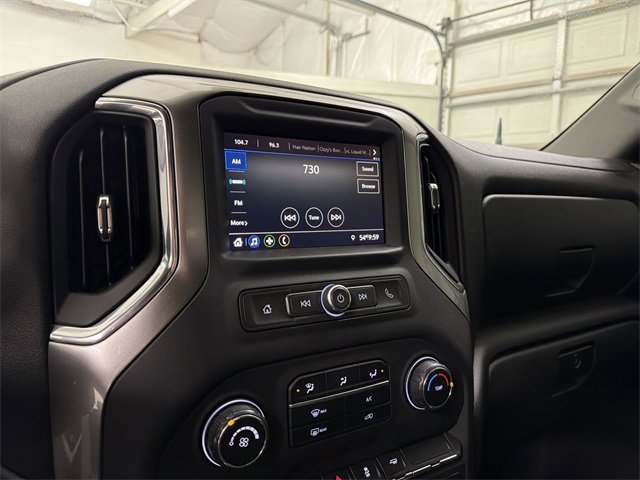 Used 2020 Chevrolet Silverado 1500 Custom w/ Custom Value Package image 22