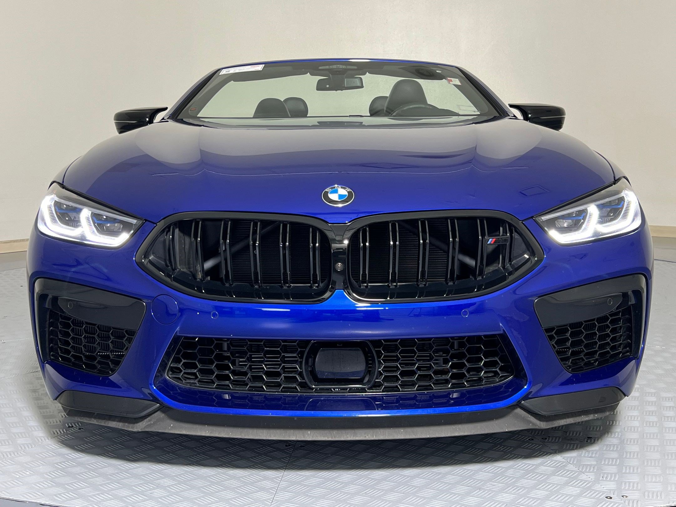 Used 2025 BMW M8 Competition image 5