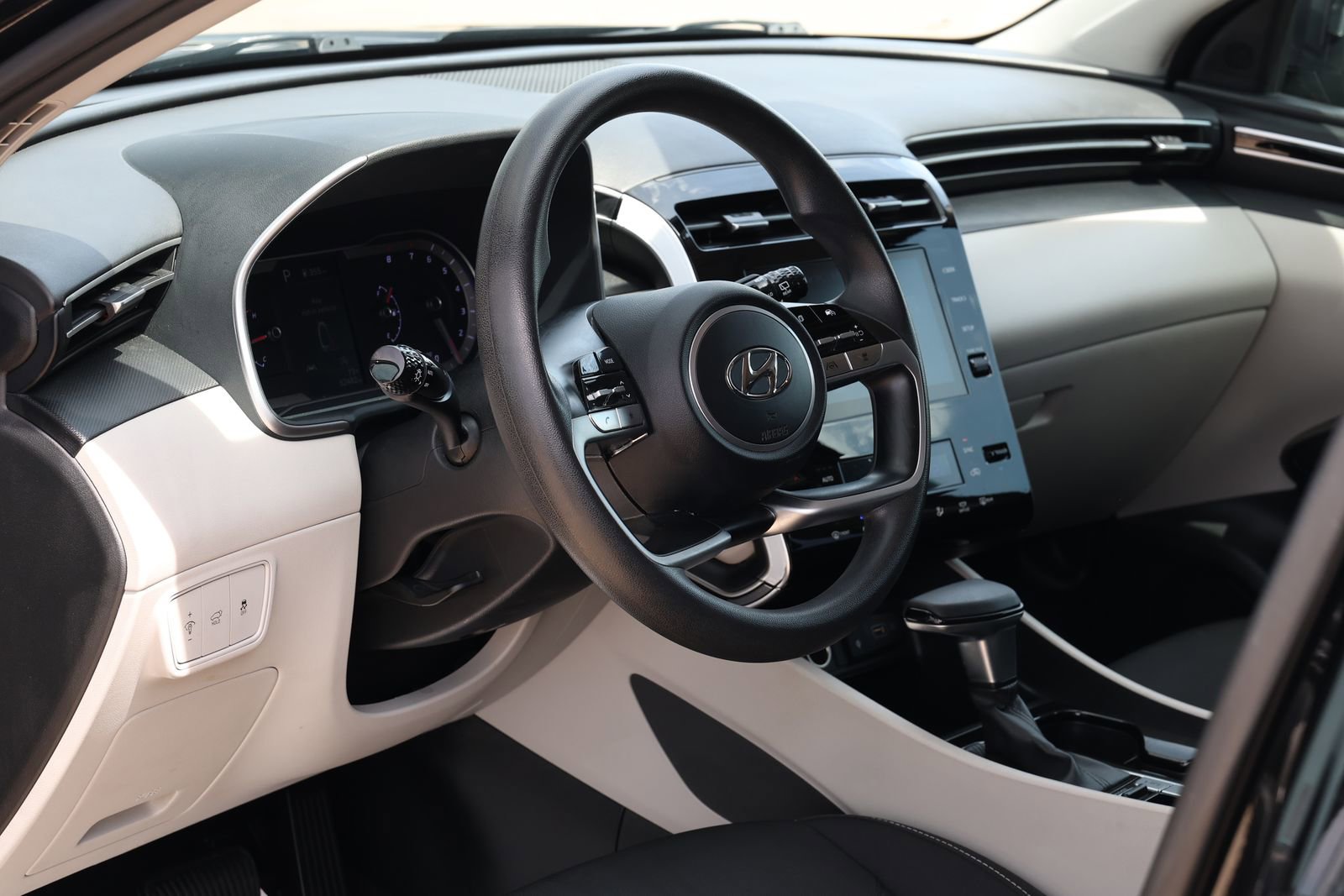 Used 2024 Hyundai Tucson SEL FWD image 14