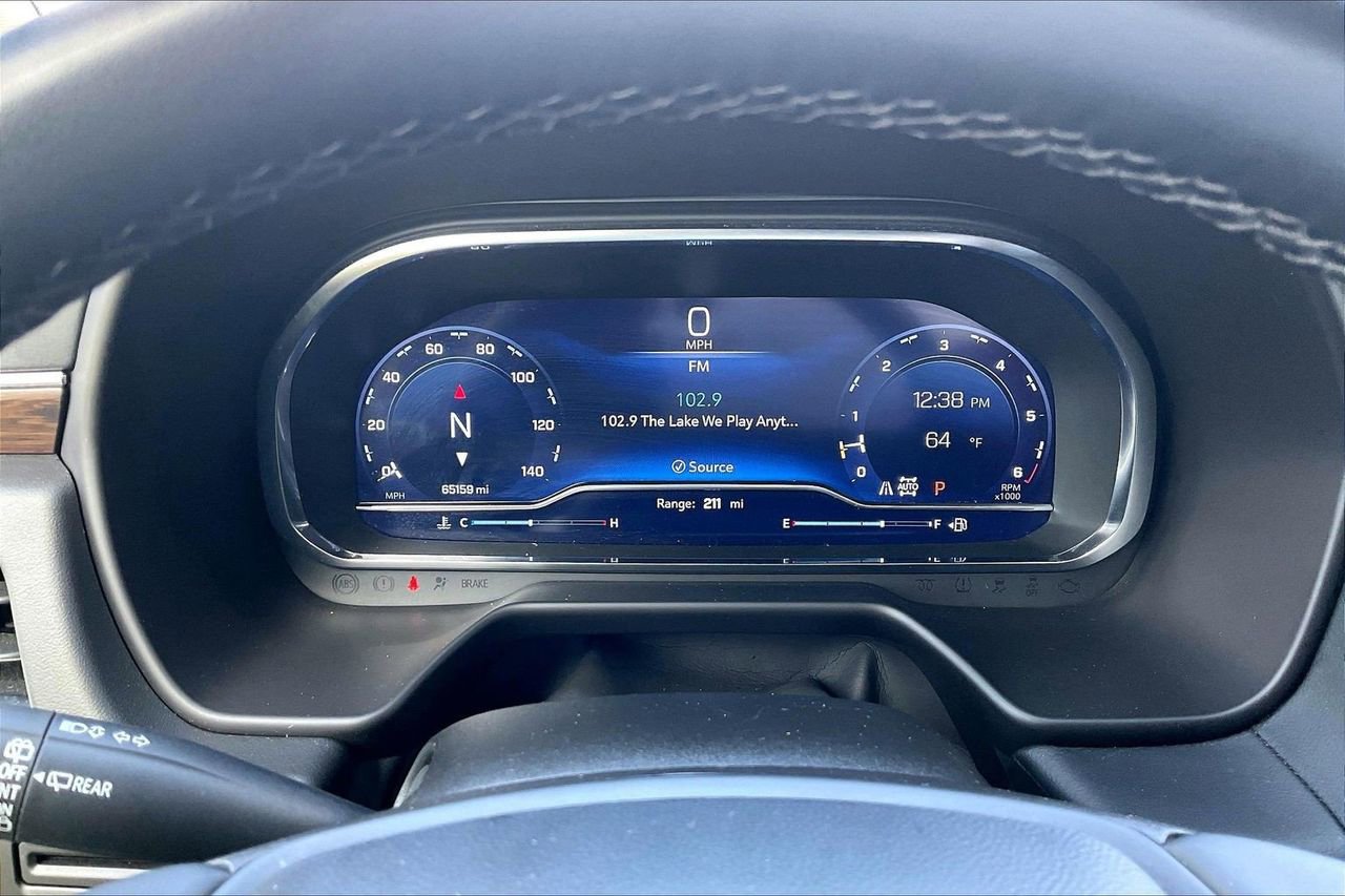 Used 2024 Chevrolet Tahoe Premier image 11