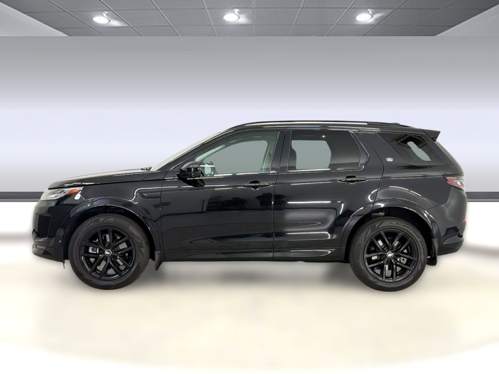 Used 2024 Land Rover Discovery Sport S AWD/4WD image 2