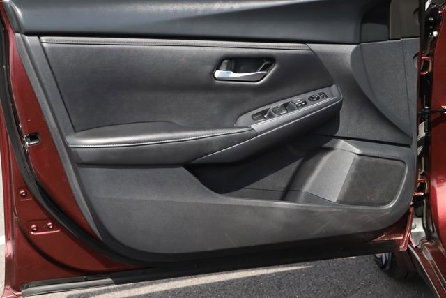 Used 2024 Nissan Sentra SV FWD image 15