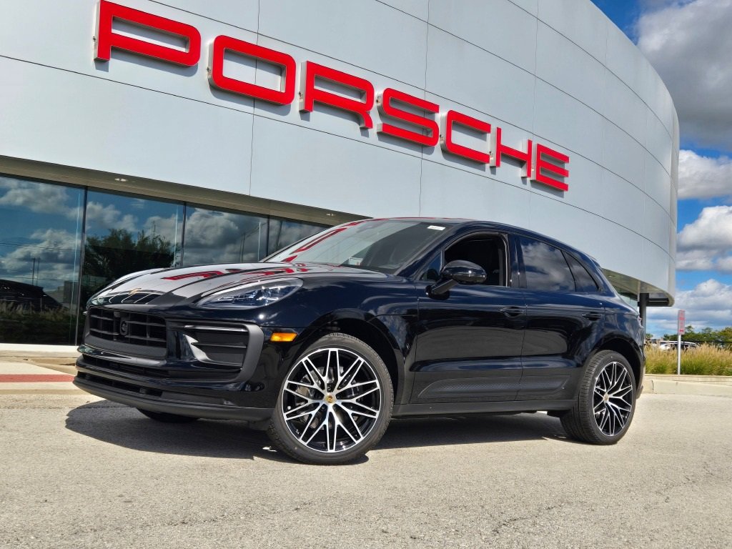 New 2026 Porsche Macan image 1