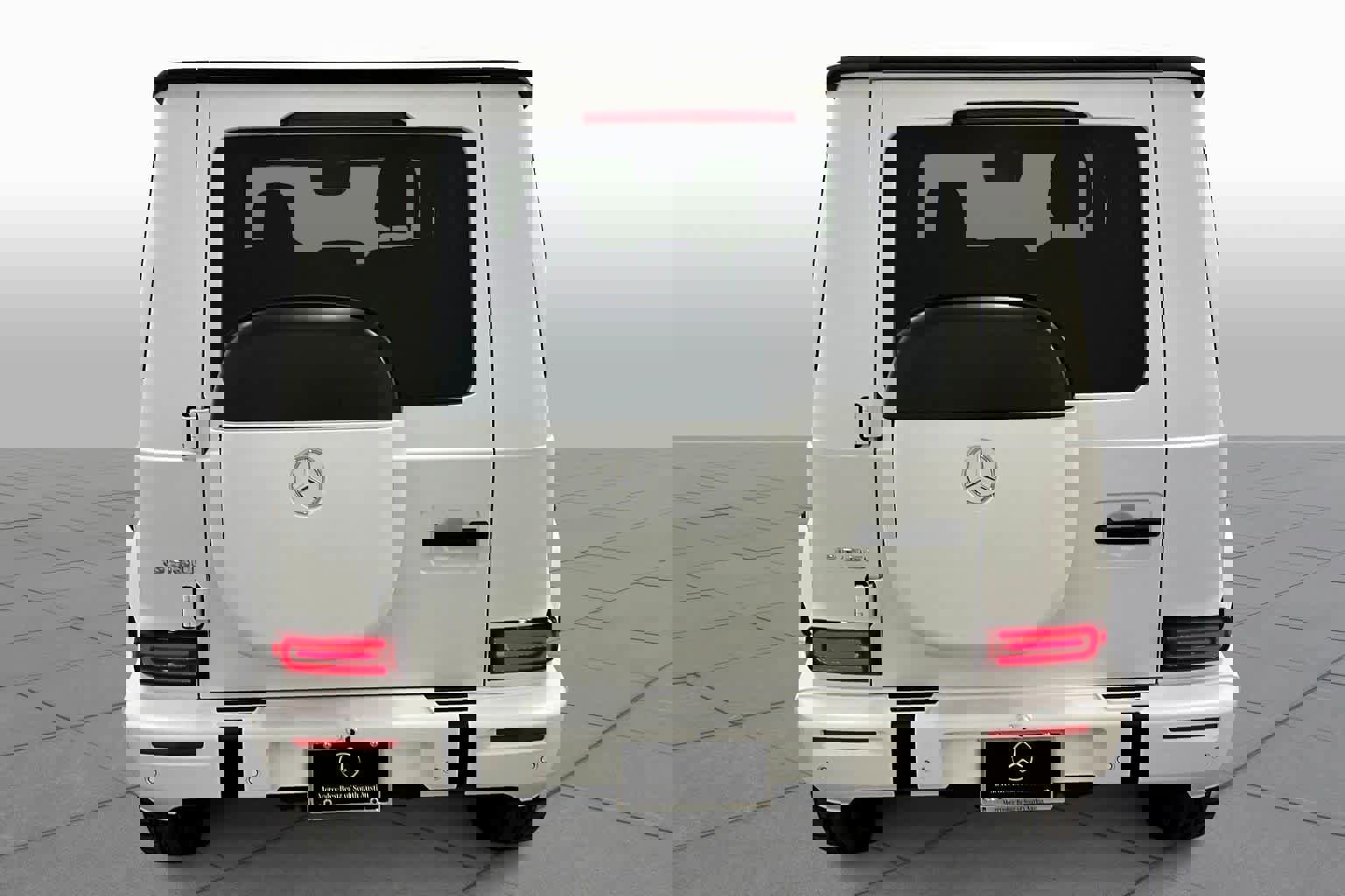 Certified 2025 Mercedes-Benz G 580 w/ EQ Technology image 4