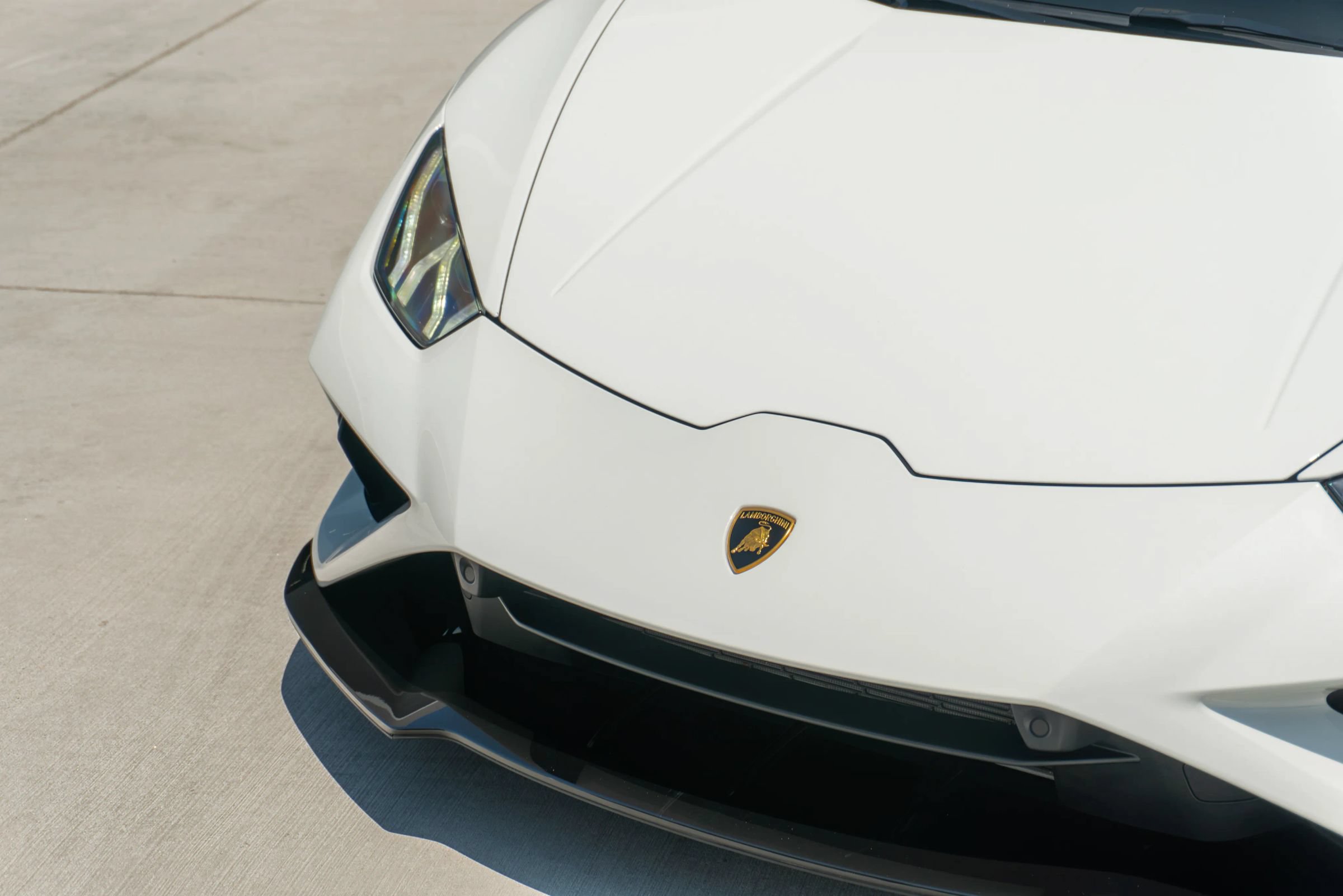 Used 2023 Lamborghini Huracan EVO RWD image 34