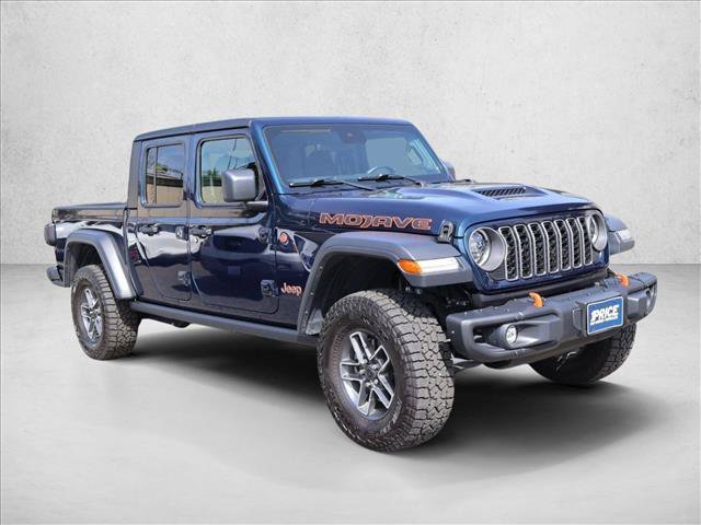 Used 2025 Jeep Gladiator Mojave w/ Steel Bumper Group AWD/4WD video 3