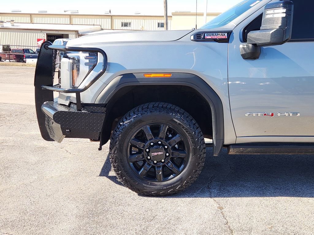 Used 2024 GMC Sierra 2500 AT4 w/ AT4 Premium Plus Package image 9