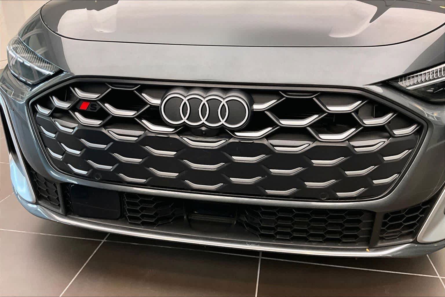 Used 2025 Audi S5 Premium Plus w/ Premium Plus Package AWD/4WD image 31