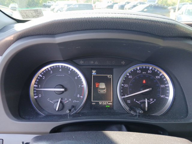 Used 2019 Toyota Highlander XLE AWD/4WD image 35