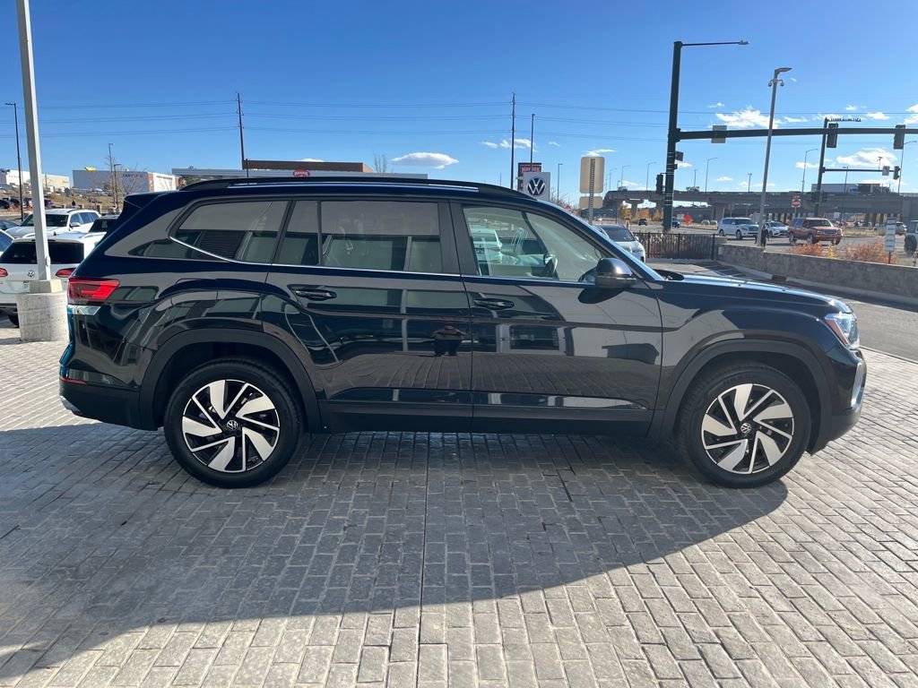 Certified 2025 Volkswagen Atlas SE image 8