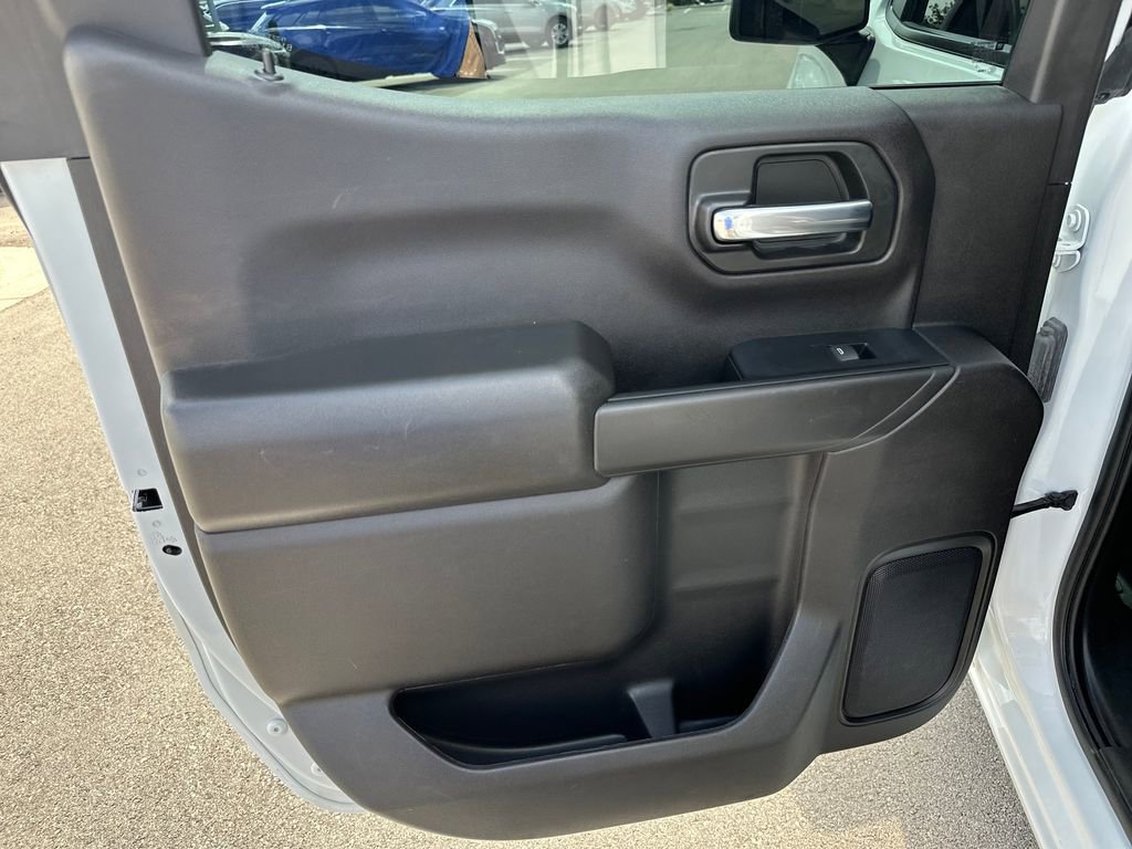 Used 2023 Chevrolet Silverado 1500 Custom AWD/4WD image 29