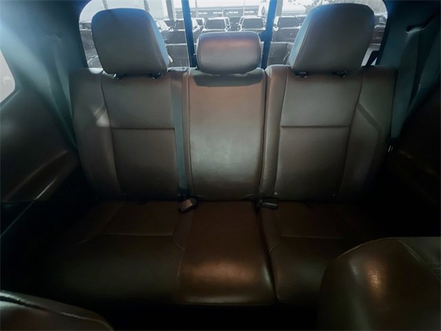 Used 2016 Toyota Tacoma Limited image 25