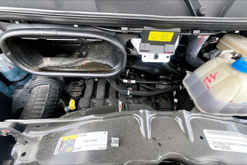 New 2024 RAM ProMaster 2500 w/ Convenience Group FWD image 9