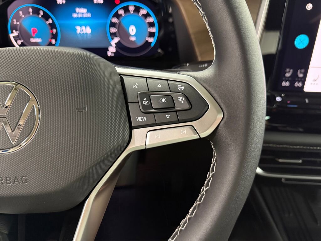 New 2026 Volkswagen Atlas SE image 14