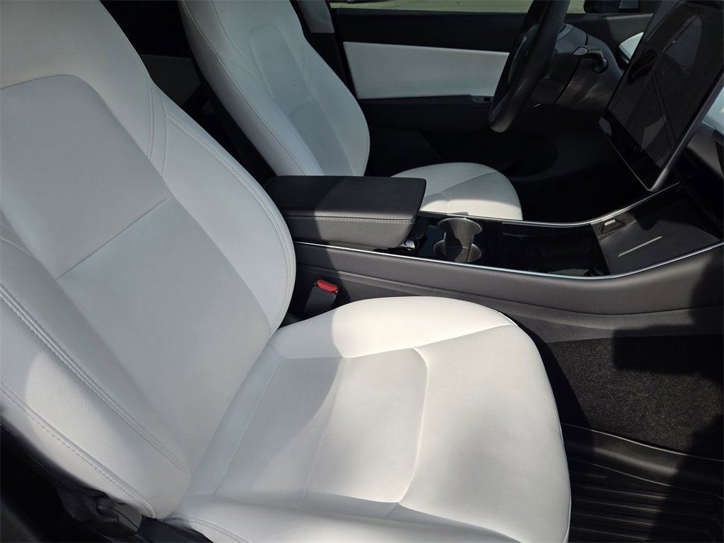 Used 2021 Tesla Model Y 2WD image 19