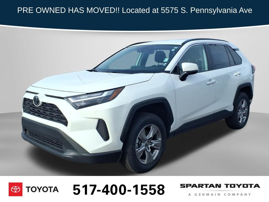Used 2025 Toyota RAV4 XLE image 1