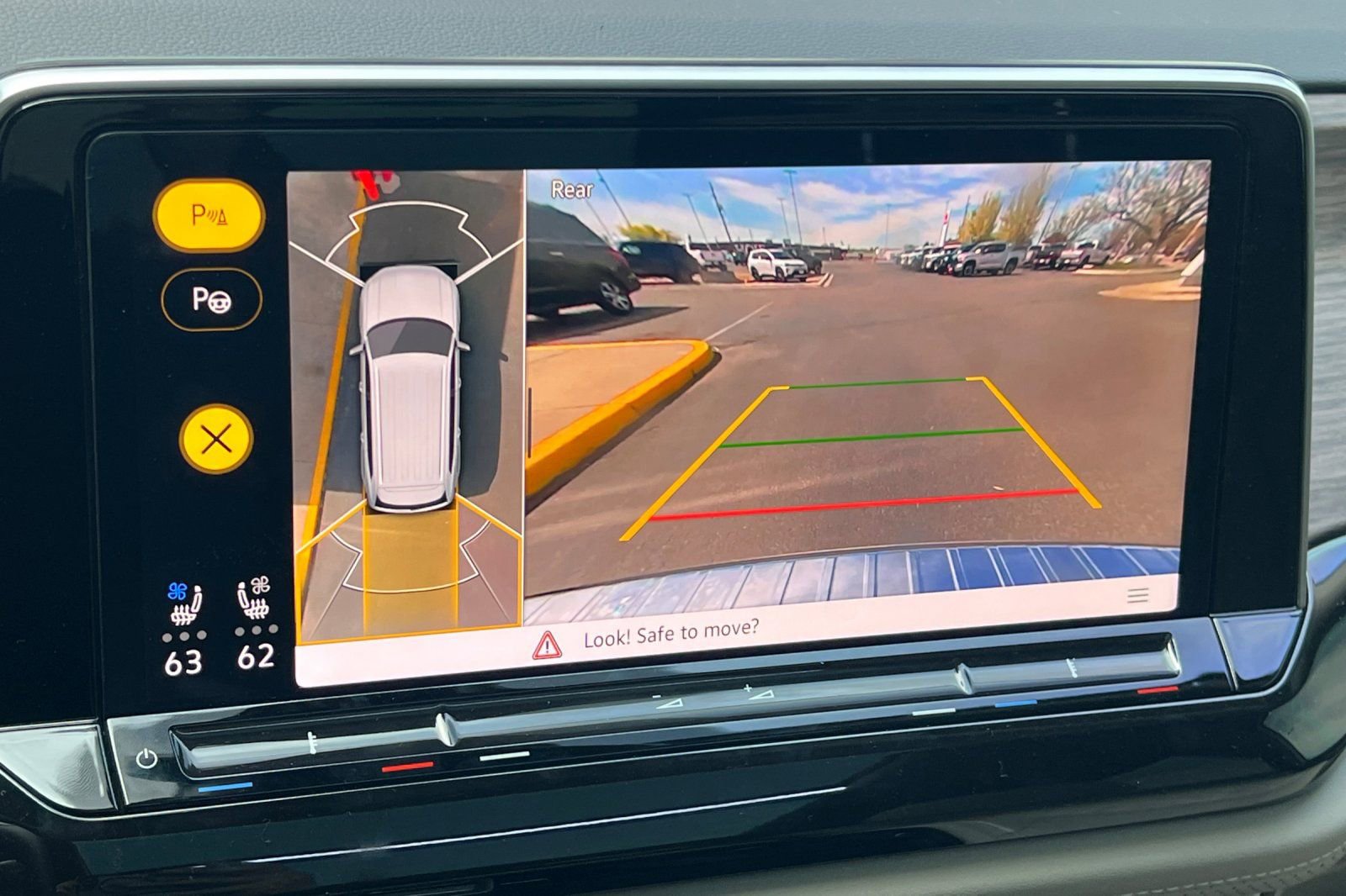 Used 2025 Volkswagen Atlas SEL Premium R-Line AWD/4WD image 17