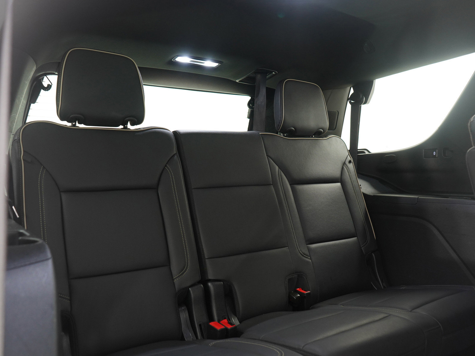 Used 2024 Chevrolet Tahoe Premier image 13